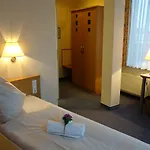 Szálloda Yors 3*