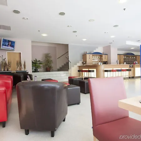 Hotel Plaza 3*